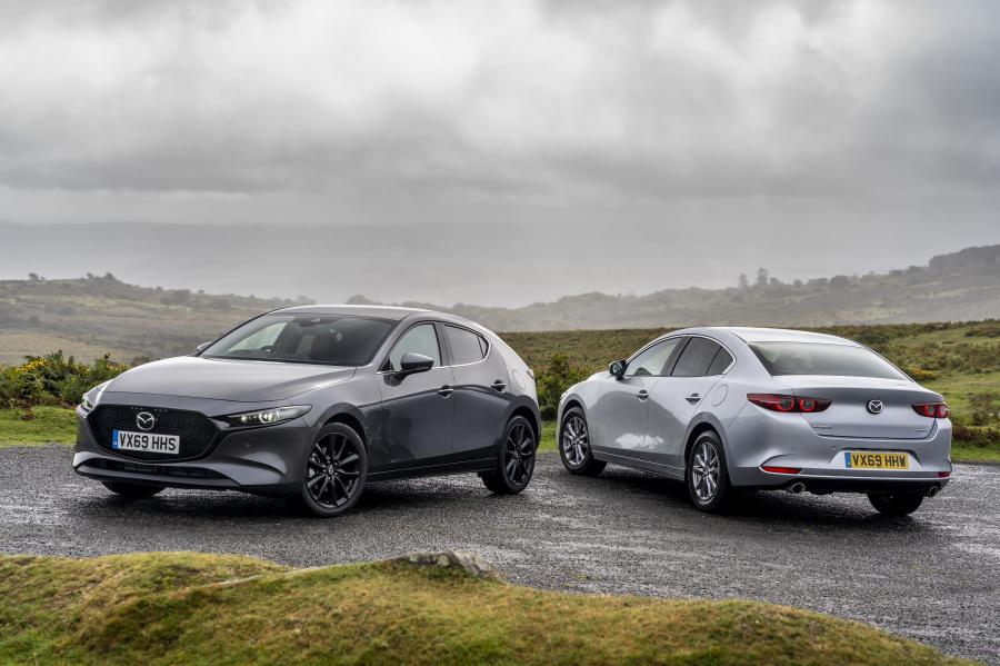  Mazda3 Skyactiv-X Sport Sedan (BP) 2019 года  (UK) (фото 40 из 42)